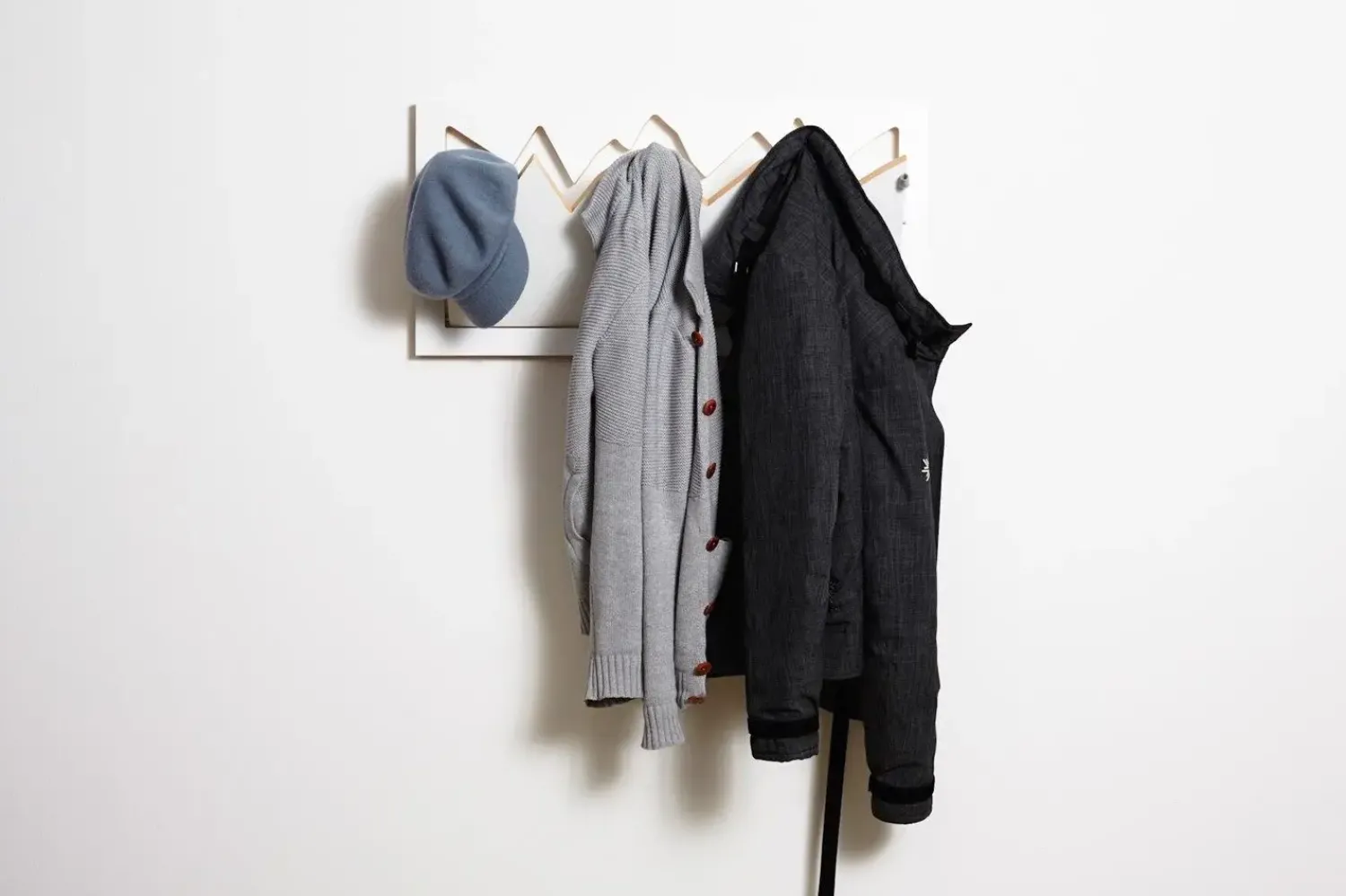 Clearance Ambivalenz - Fläpps Hängrail - Knagerække - Hvid