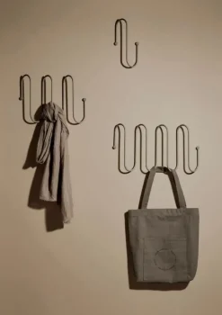 Online Blomus - CURL knagerække L - Nomad