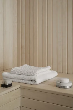New Blomus - Set of 2 Guest Hand Towels - White - CARO