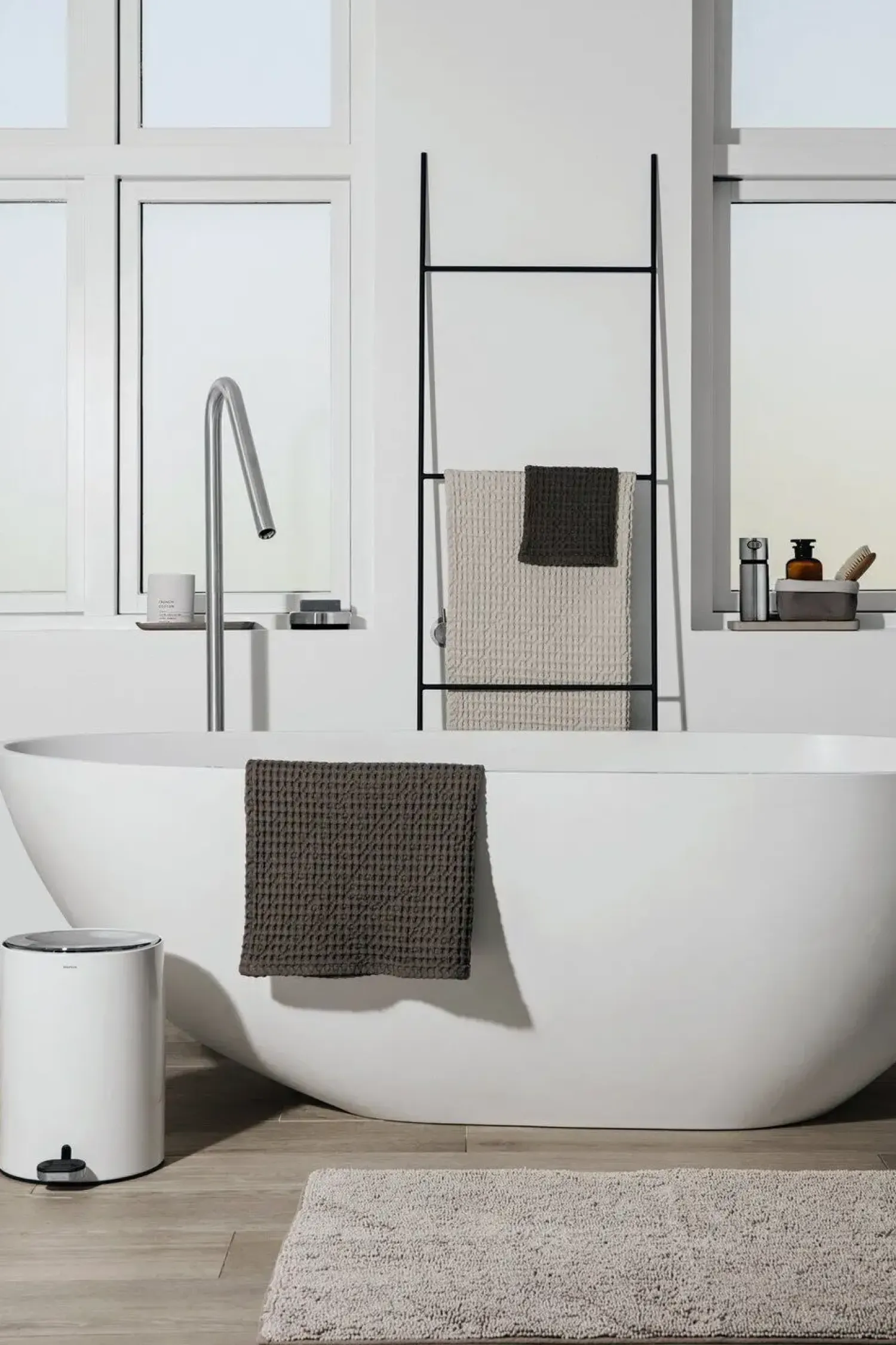 Blomus - Tray - Taupe - ARA