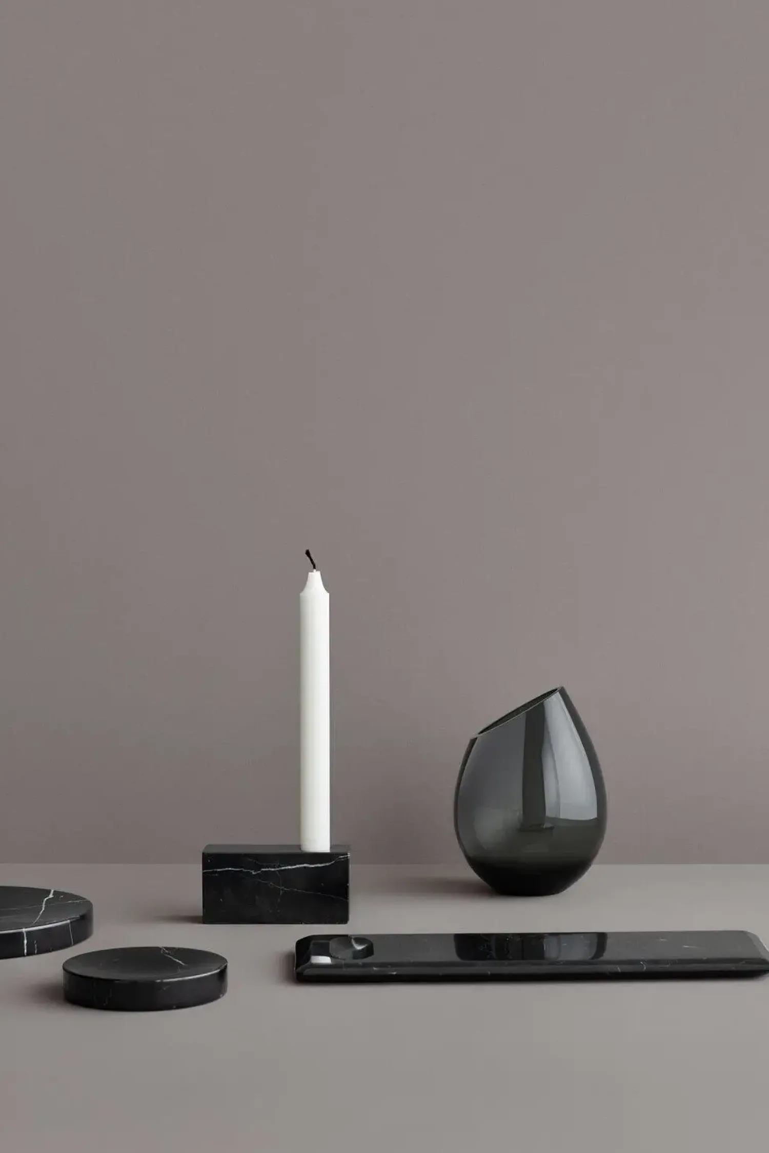 Hot Blomus - Vase - Smoke - DROP