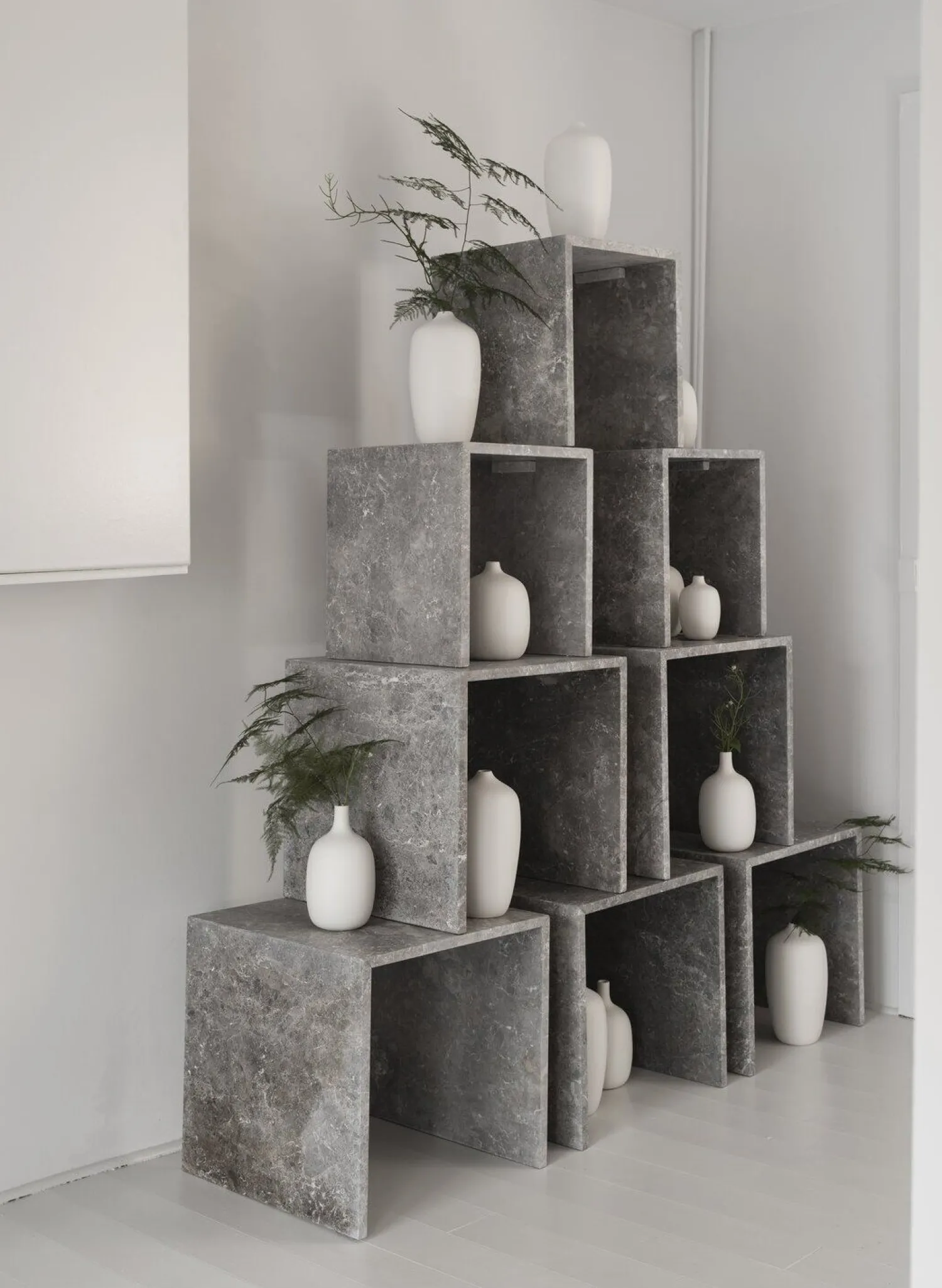 Discount Blomus - Vase - White - CEOLA