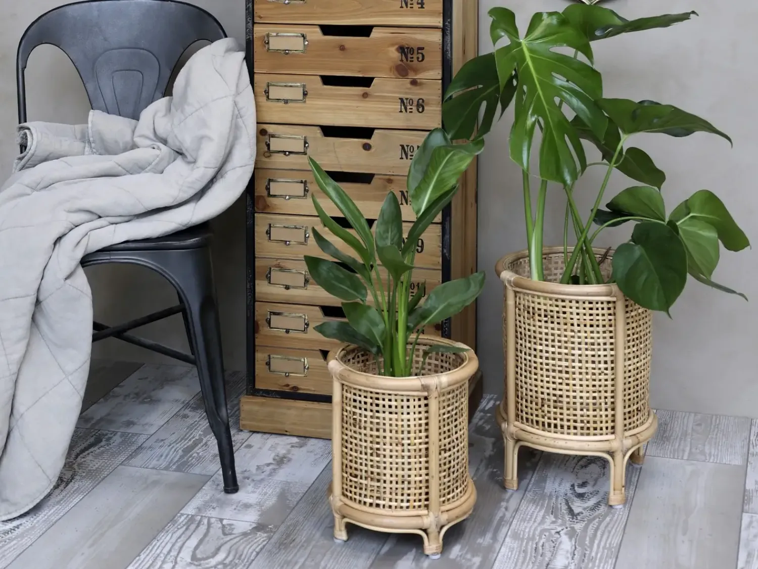 Discount Chic Antique - Urtepotteskjuler - 40 cm
