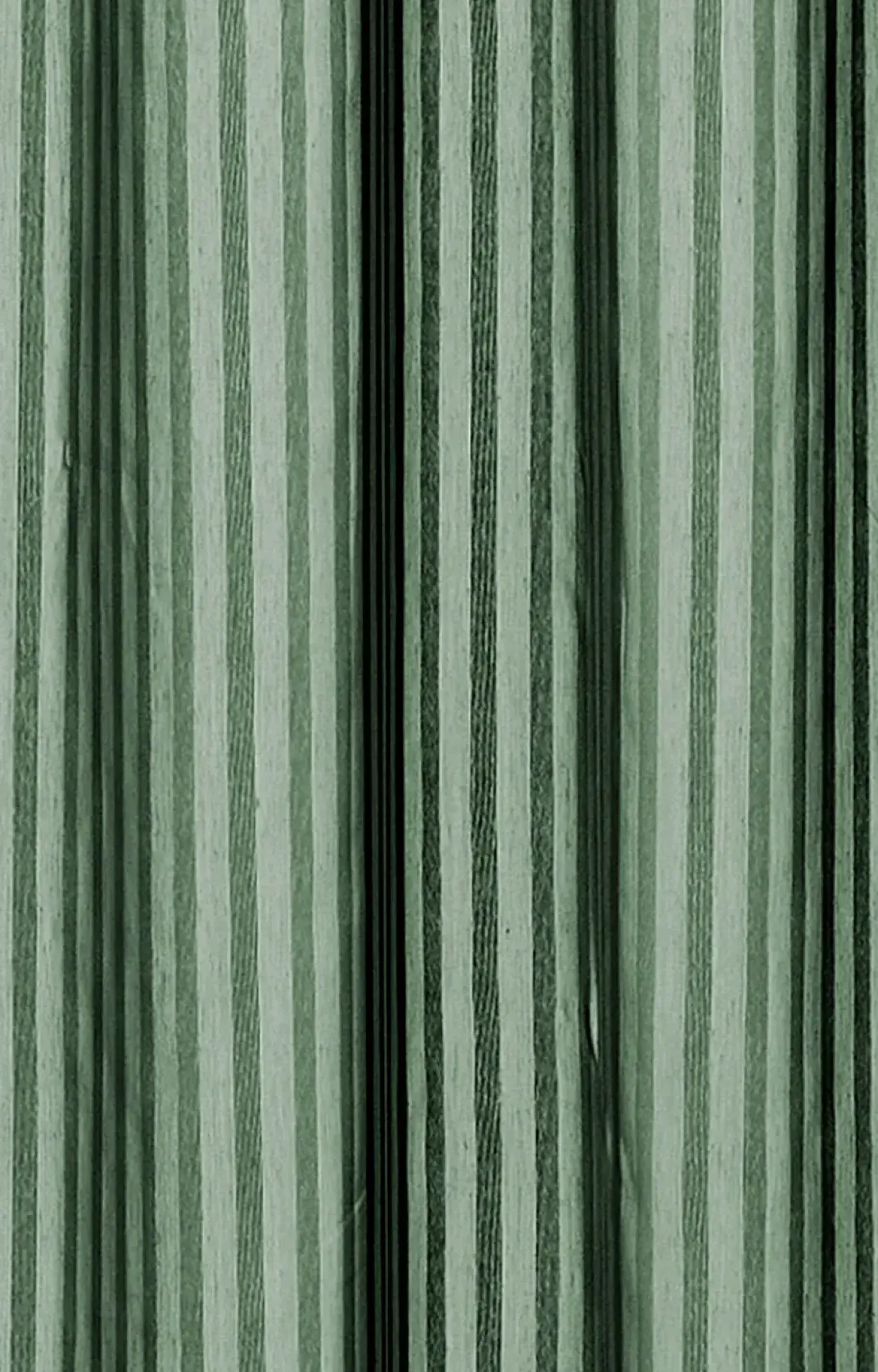 Online Compliments - Badeforhæng - Lines shower curtain w/tape 200 cm - Skovgrøn