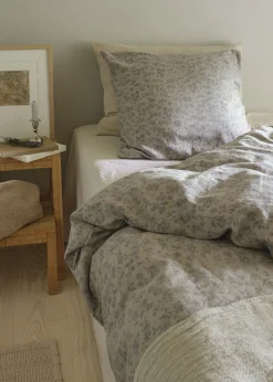 Online Compliments - Blossom Bed Linen - 140x220/60x63 cm - Sand