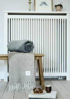 Clearance Compliments - Plaid - Waves Throw 140x200 cm - Sand