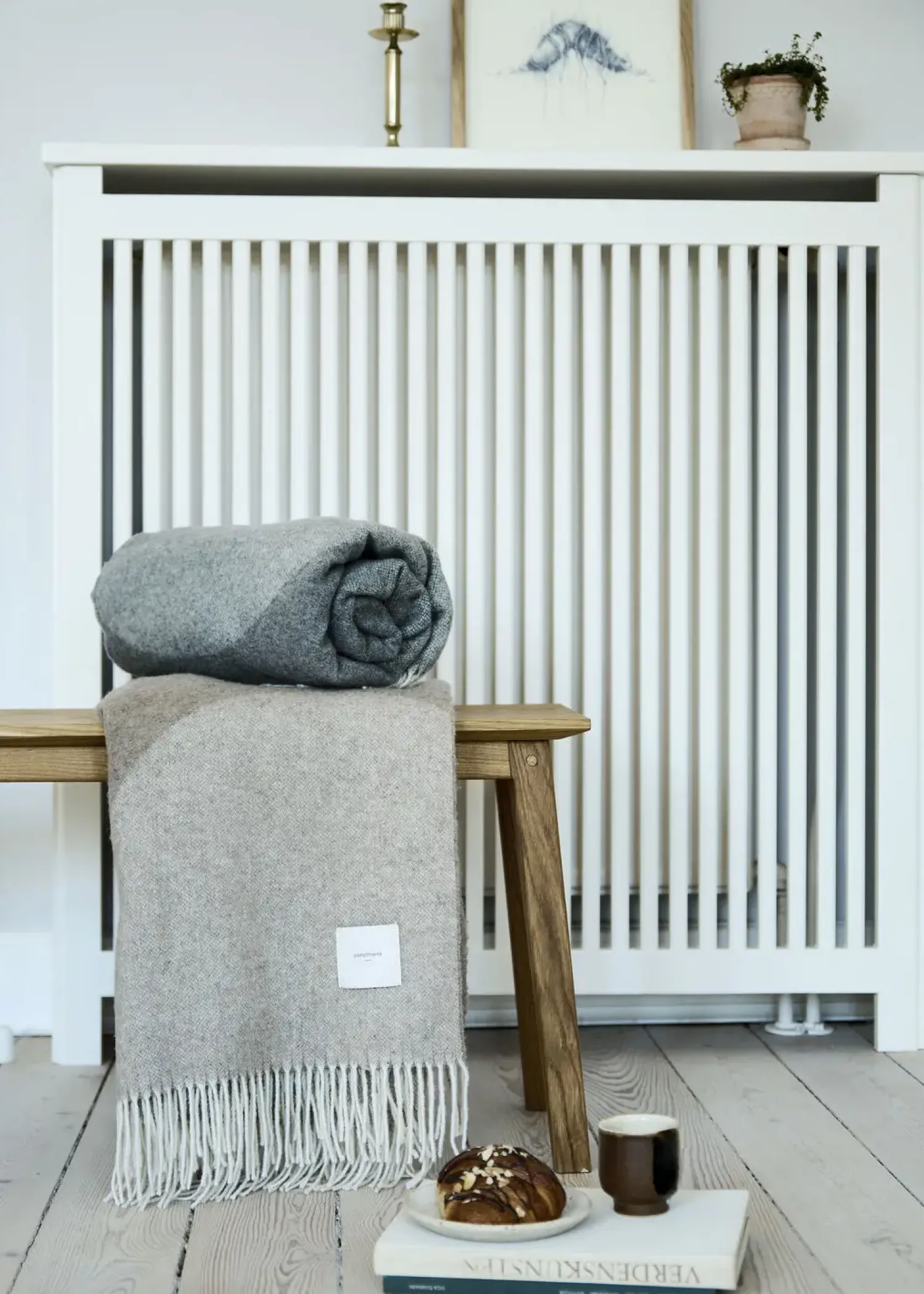 Discount Compliments - Plaid - Waves Throw 140x200 cm - Grå