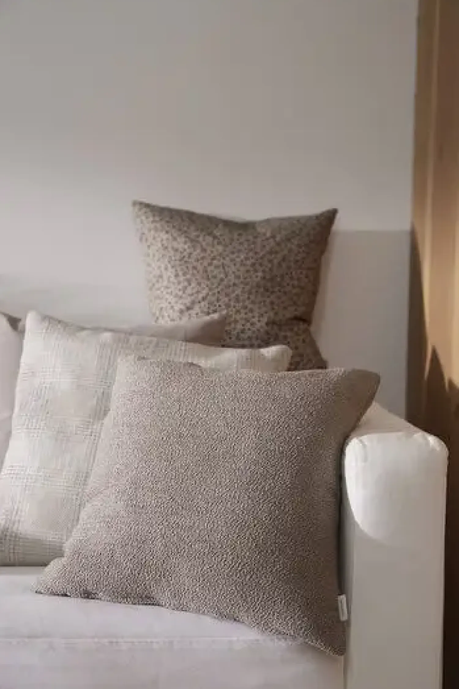 Hot Compliments - Pudebetræk Jazz 45x45 cm - Sand