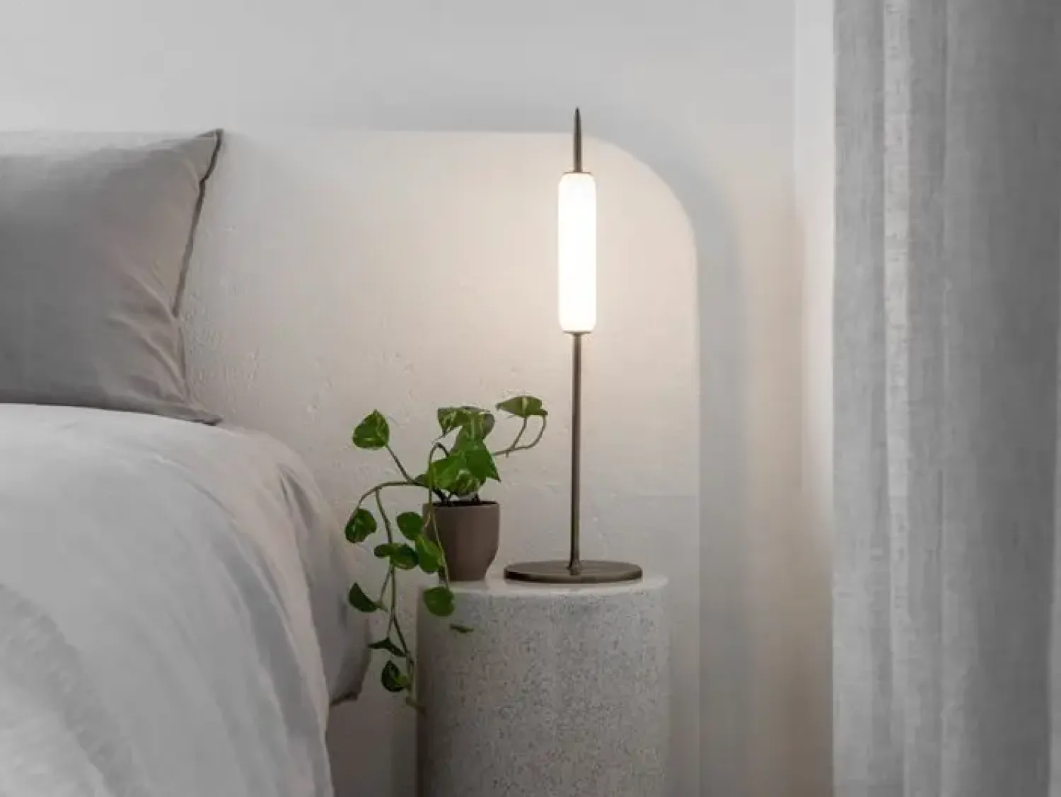 Online By Wirth Ekta Living - Bordlampe - Dunhammer - Bronzed Brass