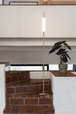 By Wirth Ekta Living - Gulvlampe - Dunhammer - Pale Brass