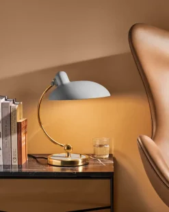Outlet Fritz Hansen - Bordlampe - Kaiser Idell 6631-T - Mat Grå/Messing