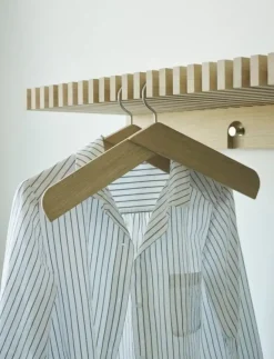 Hot ​​​​​​​Fritz Hansen Fritz Hansen - Collar bøjle - Eg - Rustfri stål
