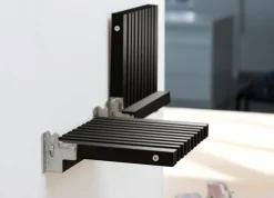 ​​​​​​​Fritz Hansen Fritz Hansen - Cutter Klapsæde - Sort eg
