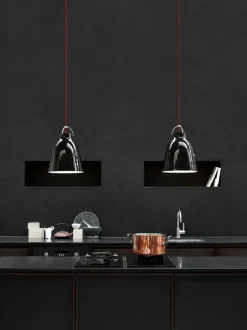 Best Fritz Hansen - Loftlampe - Caravaggio - Sort - P2 Medium - Rød ledning 3m