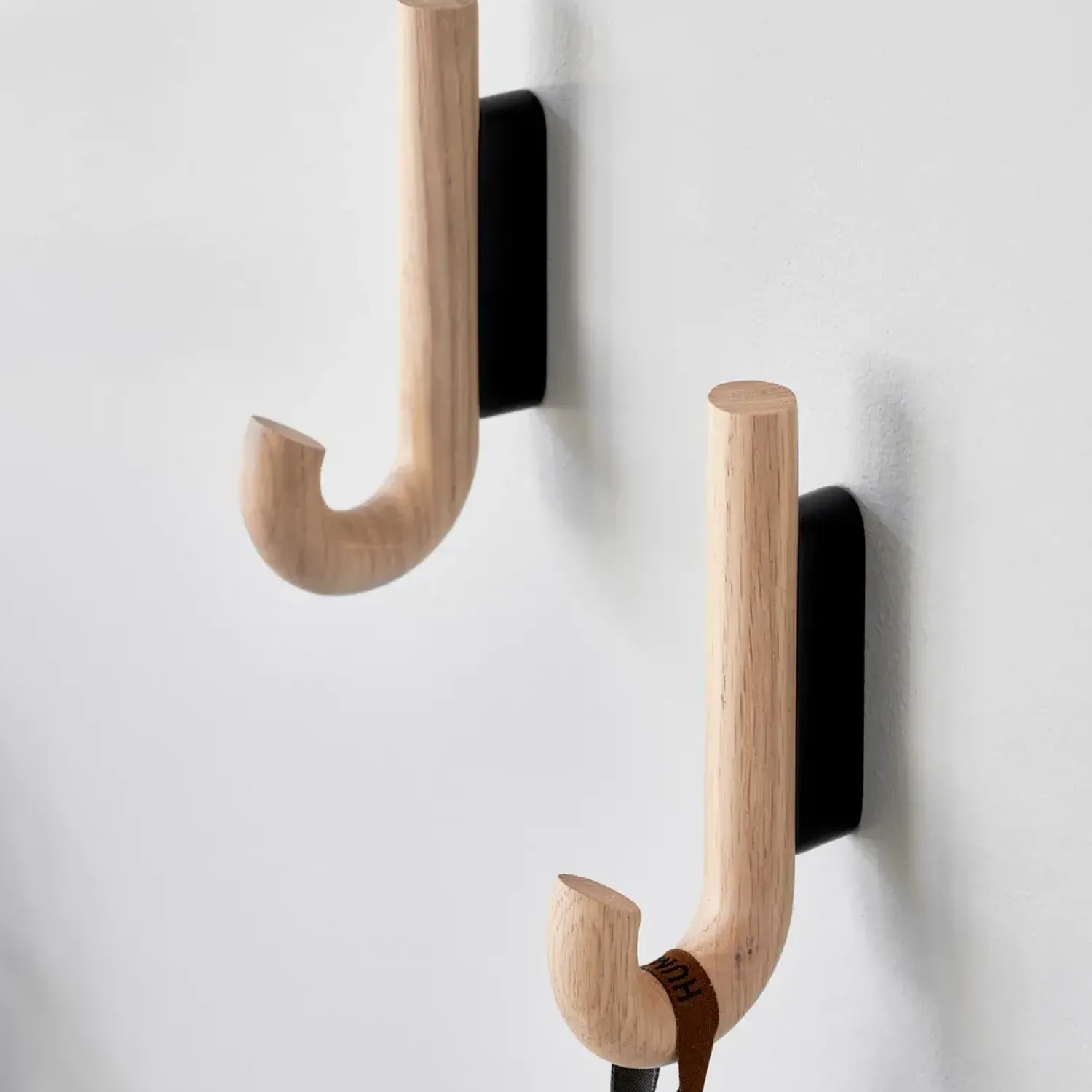Discount Gejst - Hook mini knage - Oak Black