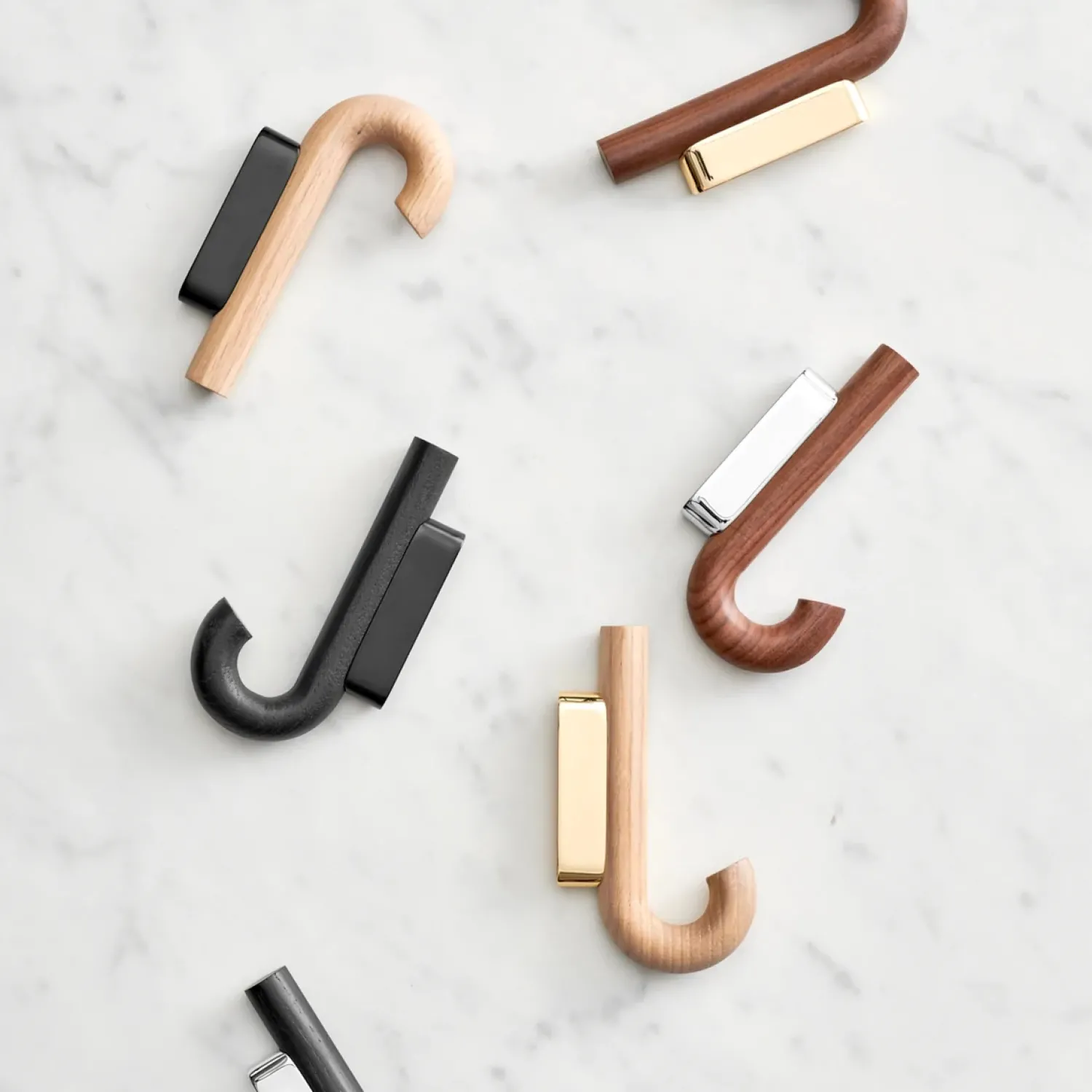 Gejst - Hook mini knage - Walnut Brass