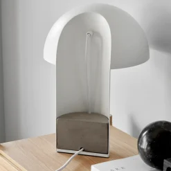 Best Gejst - LEERY - Bordlampe - Hvid