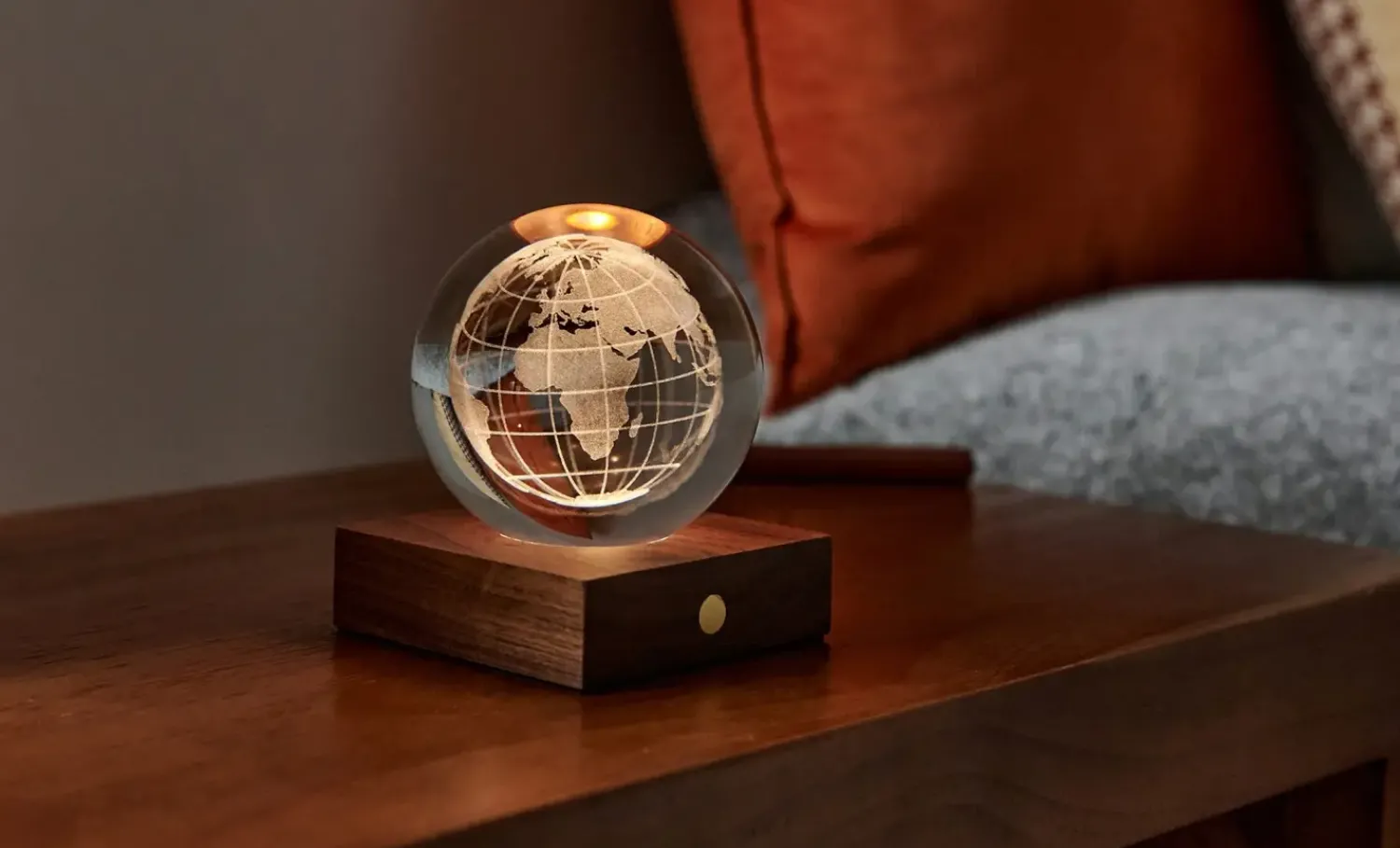 Gingko - Amber Crystal Light - World Globe