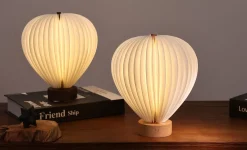 Discount Gingko - Bordlampe - Aeris Light - Bøg