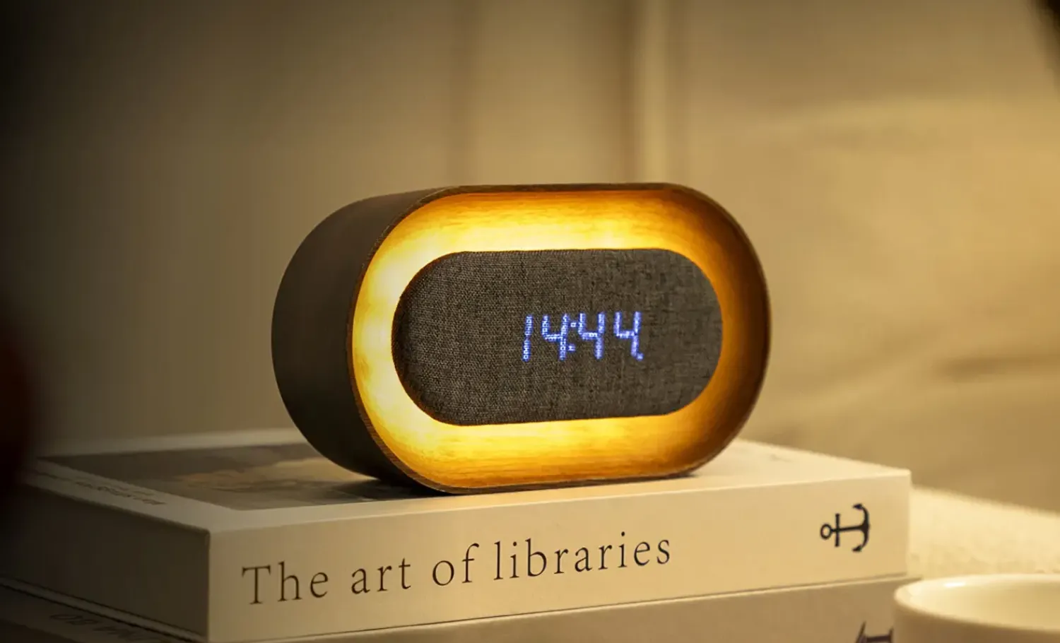 Best Gingko - Lumos Clock - Vækkeur - Valnød