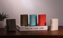 Best Gingko - Super Mini Smart Book Light - Palm Edition - Coral Red