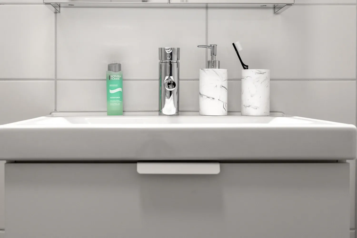 New Habo - Toiletpapirholder - Marble/Marmor - H: 67 cm