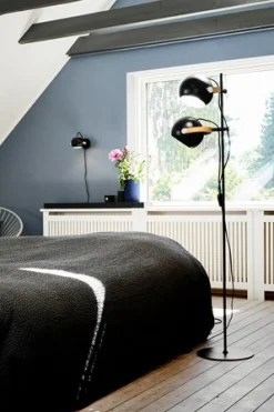 Clearance Halo Design Copenhagen Halo Design - D.C Gulvlampe 2L Ø18 - Sort/Eg