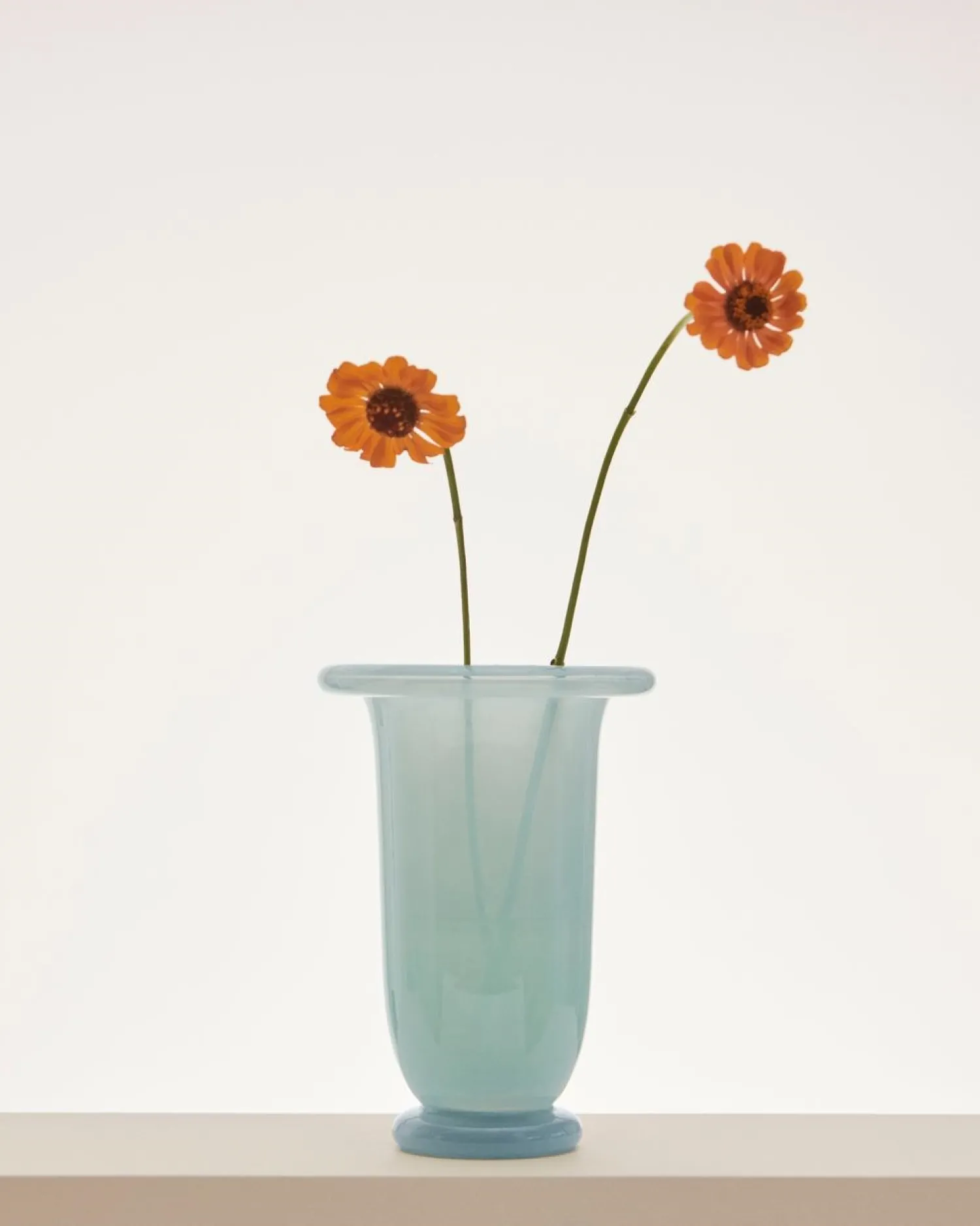 Online Hay - Empire Vase - Medium - Blue - Ice blue with light blue base - 749