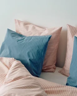 Outlet Hay - Fineline Pillow Case - 63 x 60 - Blue