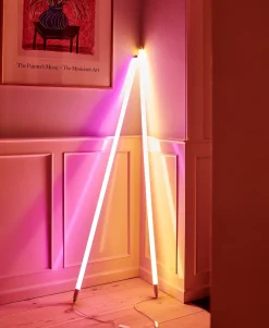 Clearance Hay - Neon Tube LED - Pink - Neonrør - 150 cm