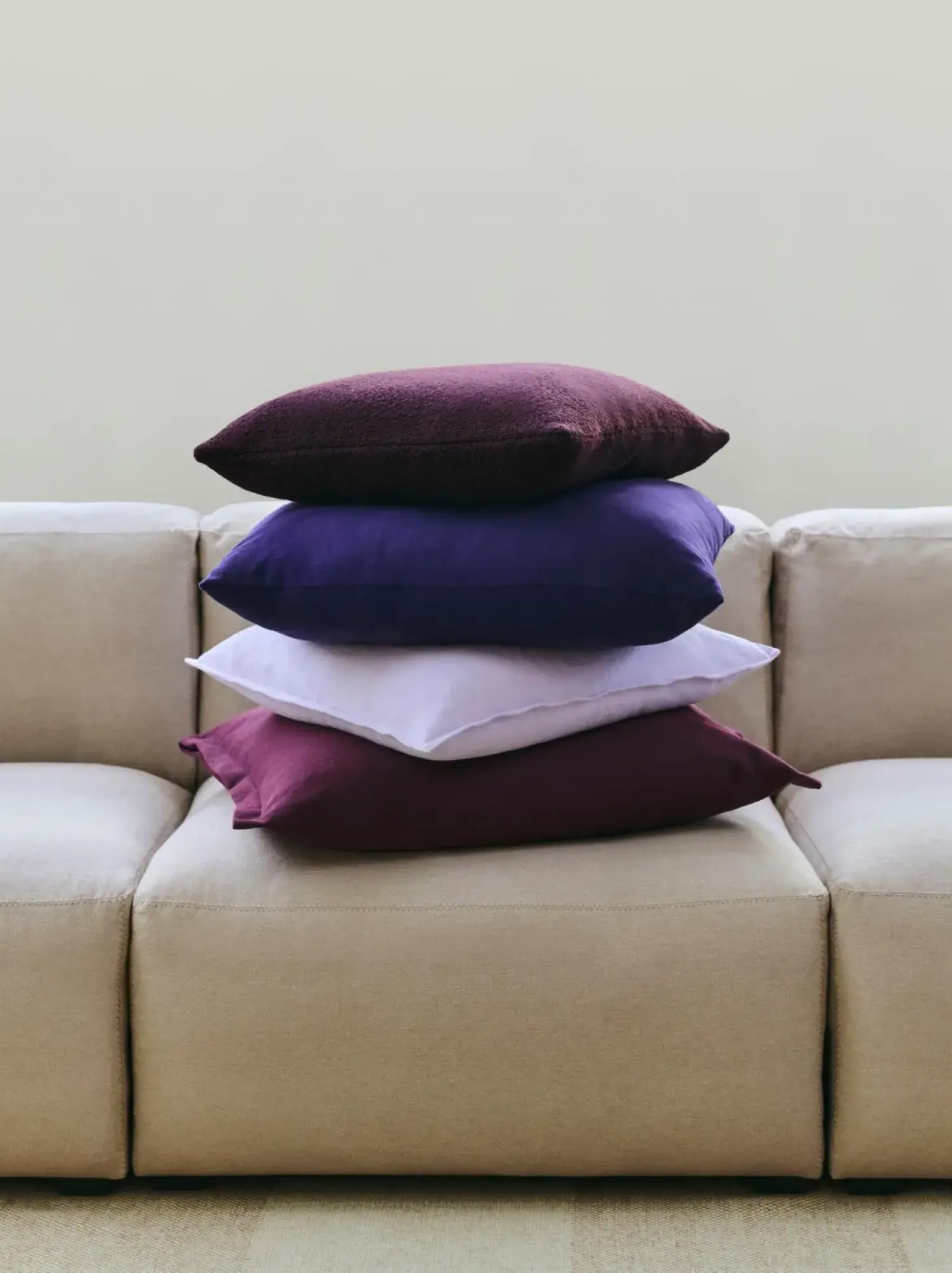 Best Hay - Texture Cushion - 50 x 50 - Burgundy