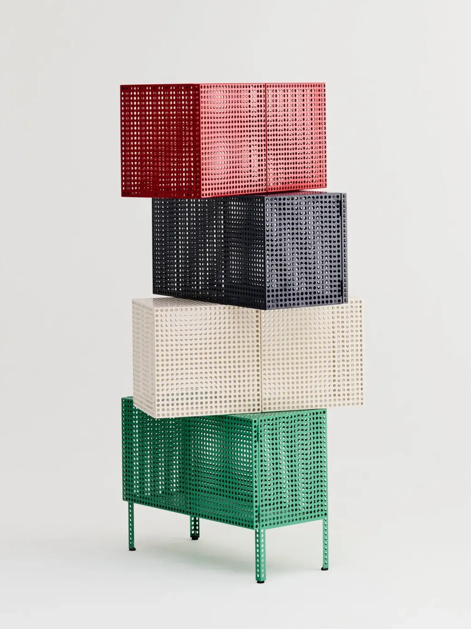 Outlet Hay - Vægskab - Perforated Cabinet Wall - Small - Eggshell - H45 x B89 x D40