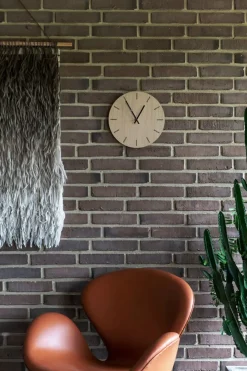 Hot Hemverk - Vægur - Light Oak - Eg/Guld - Ø28 cm