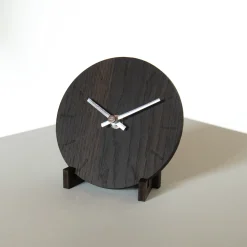 Discount Hemverk - Vægur - Mørk eg - Ø12 cm - Sølv visere