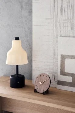 New Hemverk - Vægur - Valnød - Ø12 cm - Guld visere