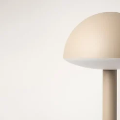 Best Humble Lights - Bordlampe - Bug - Beige