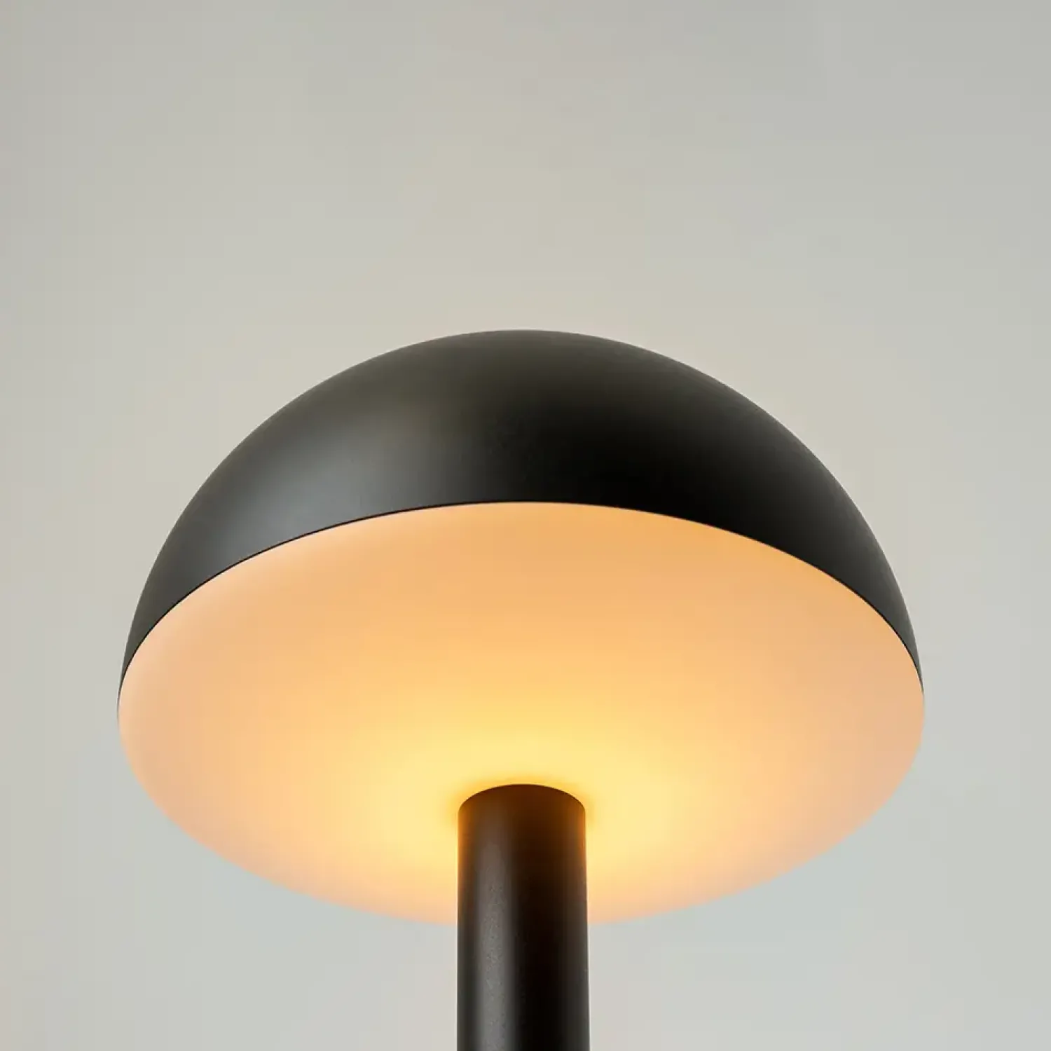 Discount Humble Lights - Bordlampe - Bug - Sort
