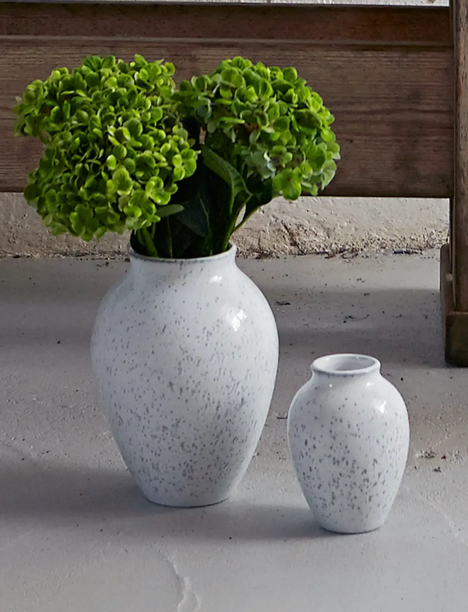 Outlet Knabstrup Keramik - vase H 12.5 cm white / grey