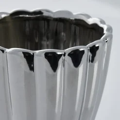 Lene Bjerre - Shenella urtepotteskjuler H20 cm. sølv