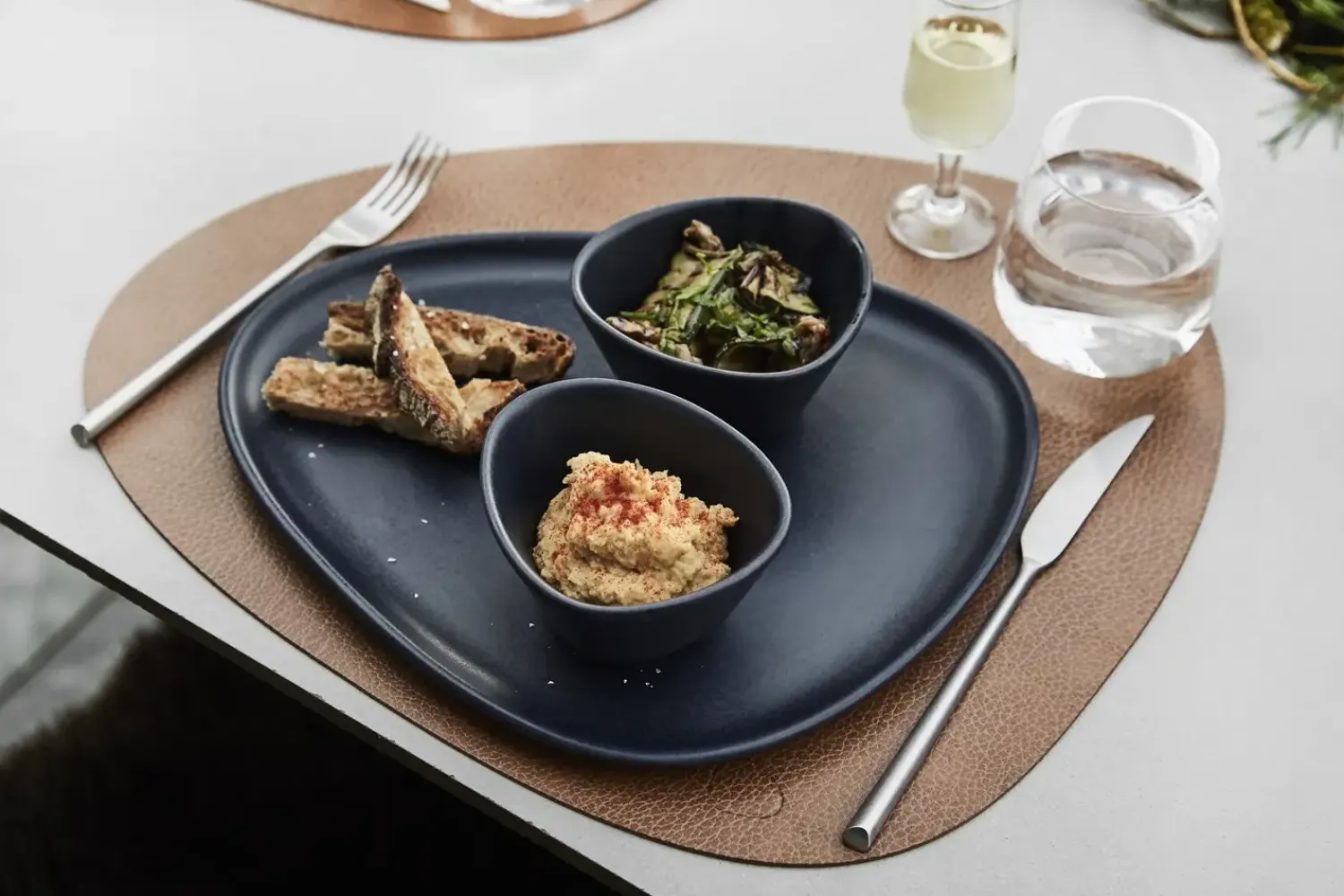 Outlet LindDNA - Stoneware Deep Plate, Navy