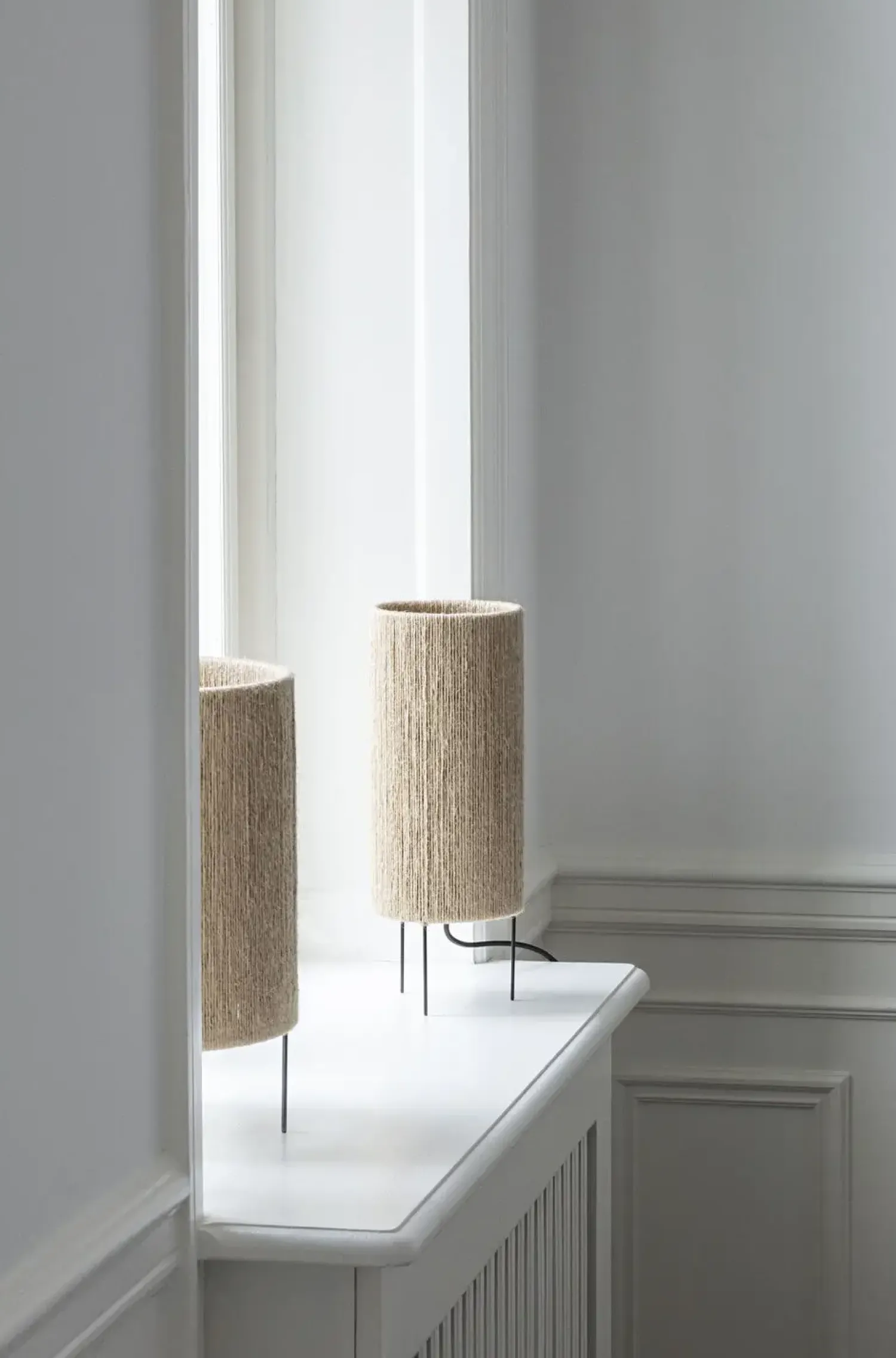 Hot Made by Hand - Bordlampe - Ro Ø15 Table Lamp - Jute