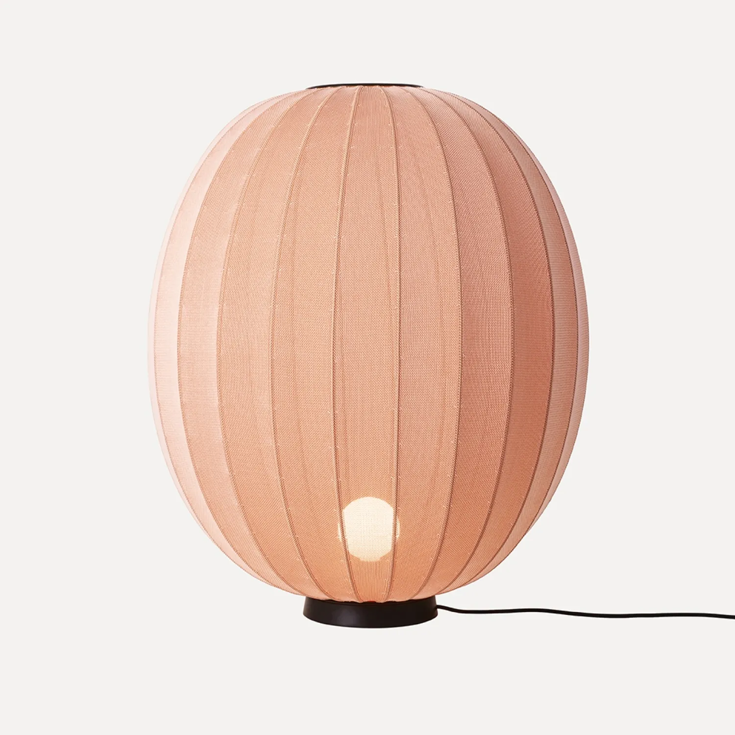 Outlet Made by Hand - Gulvlampe - Knit-Wit 65 High Oval Floor Level - Coral