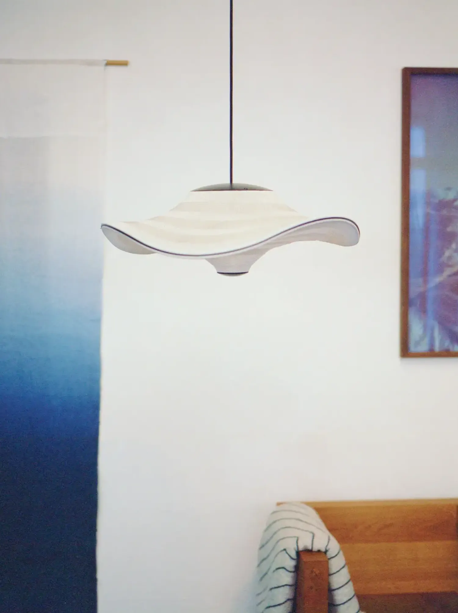 Sale Made by Hand - Pendellampe - Flying Ø58 - Ivory White