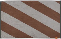 Outlet Mette Ditmer - DIAGONAL bath mat - Brick