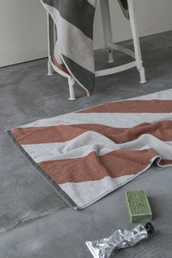 Outlet Mette Ditmer - DIAGONAL bath mat - Brick