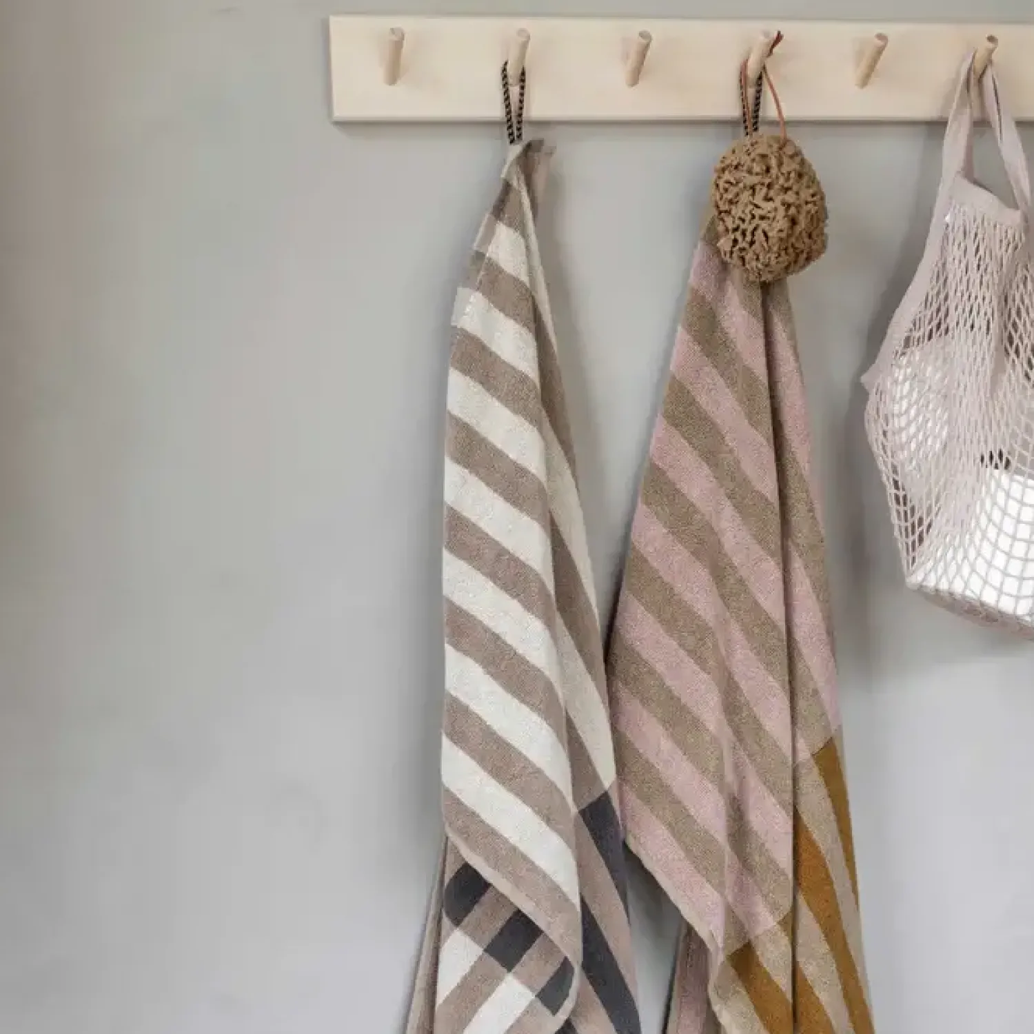 Clearance Mette Ditmer - DISORDER gæstehåndklæde, 2 stk., Off-white