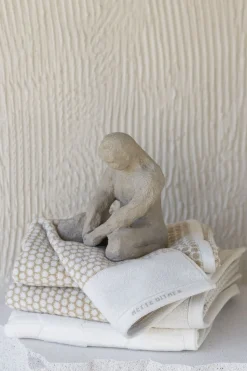 Best Mette Ditmer - GRID badehåndklæde, Sand / Off-white
