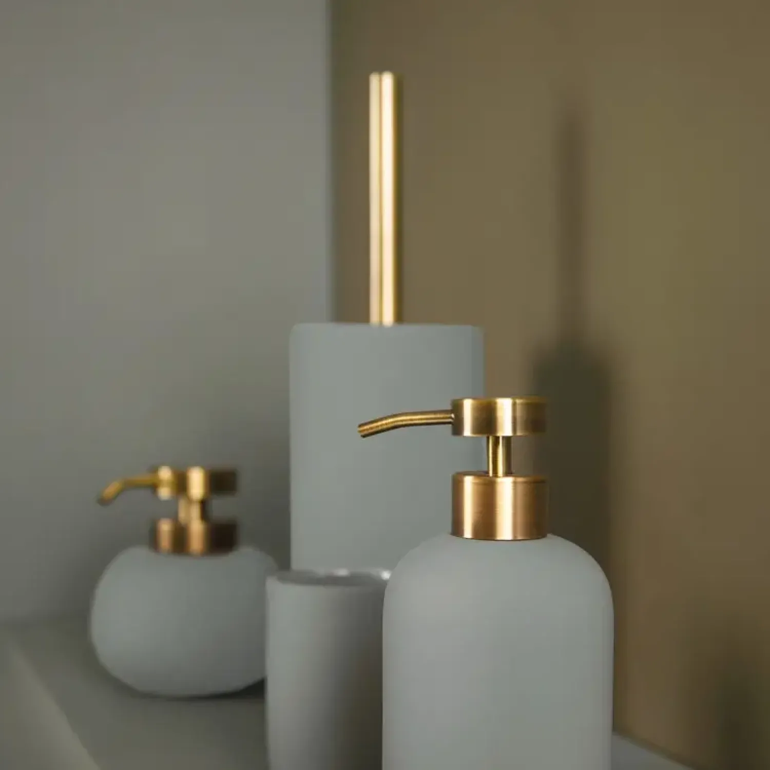Online Mette Ditmer - LOTUS toiletbørsteholder - Frost Green