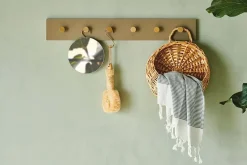 New Moudhome - COLOR Knagerække i træ varm grå - 70 cm