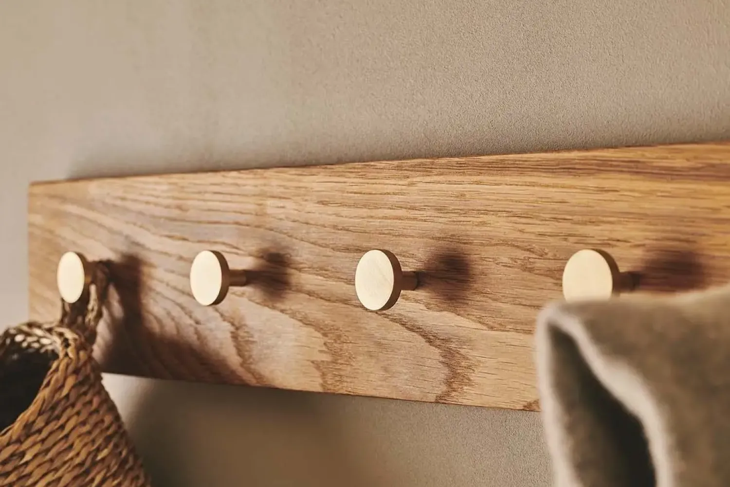 Clearance Moudhome - OAK Knagerække Egetræ Med Messing Knager - 100 cm